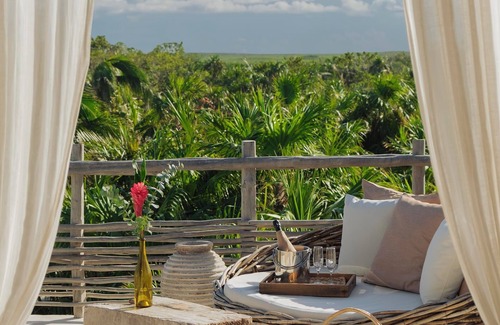 Zona Hotelera Villa | Casa Chakté Beach View: Relaxing Retreat with Pool & Spa