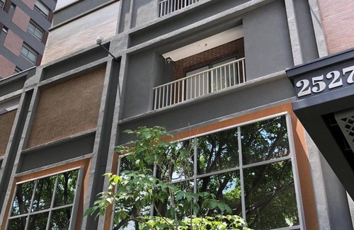 Vila Clementino Apartment | Experience Iconyc Charlie Ibirapuera Hotel: Rated 9.8/10