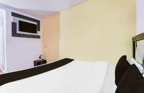 Greater Noida Hotel | ICY Shree Shyam Guest House