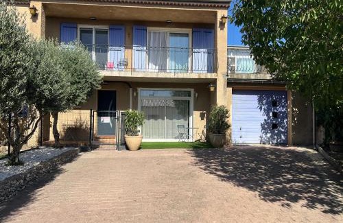 Digne-les-Bains Apartment | Cozy T2 Apartment in a Villa - Pet Friendly Retreat