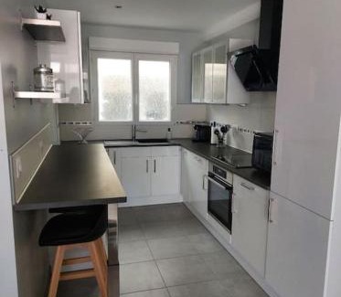 Digne-les-Bains Apartment | Cozy T2 Apartment in a Villa - Pet Friendly Retreat