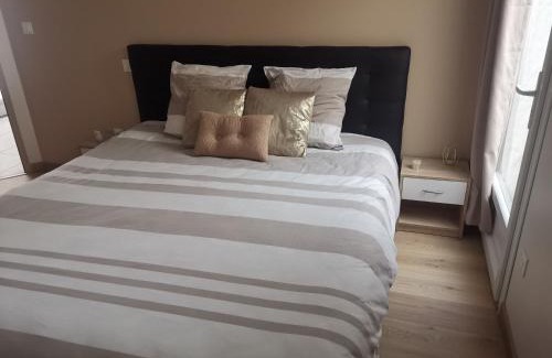 Digne-les-Bains Apartment | Cozy T2 Apartment in a Villa - Pet Friendly Retreat