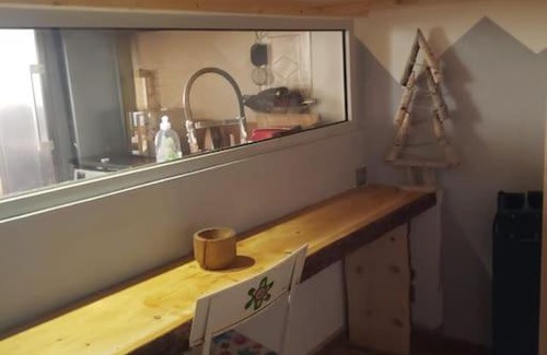 Saint-Etienne-de-Tinee Apartment | Tranquil Retreat in the Heart of the Village for Families