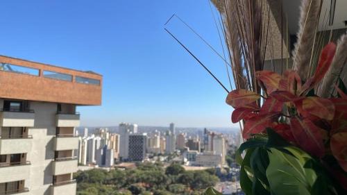 West Sector Apartment | Discover Vida Urbana: Family-Friendly with Pool & Hot Tub
