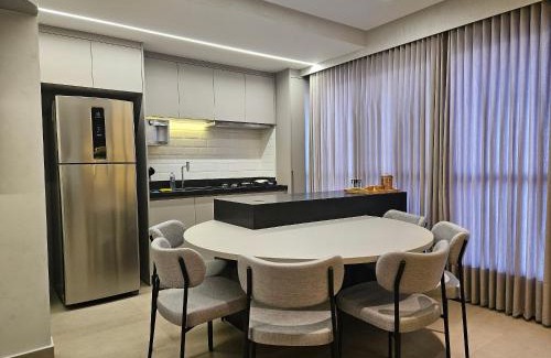 West Sector Apartment | Discover Vida Urbana: Family-Friendly with Pool & Hot Tub