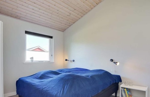 Vestero Havn House | Ida: Relaxing Retreat with Oceanfront Views and Spa