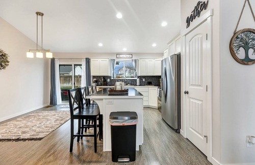 Twin Falls House | Idahome: A Family-Friendly Retreat with Perfect Reviews