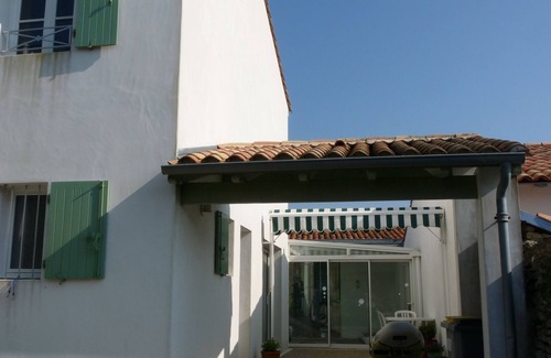 Saint-Clement-des-Baleines House | Prime Location Just 300m from Ile de Ré's Beautiful Beach