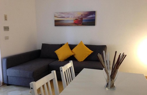 Cozze Apartment | IDEA MARE: Oceanfront Escape with Family-Friendly Amenities