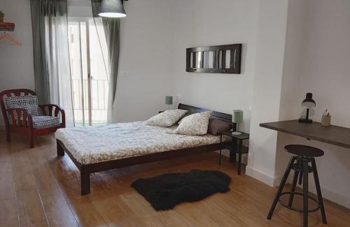 Sagunto Apartment | Family-Friendly Apartment with WiFi and High Guest Ratings