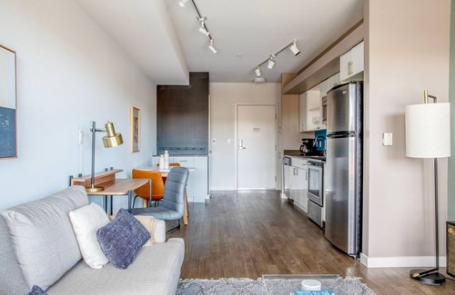 West Woodland Apartment | Comfortable Ballard 1BR with Lounge Near Dining & Entertainment
