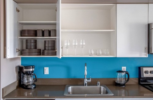 West Woodland Apartment | Comfortable Ballard 1BR with Lounge Near Dining & Entertainment