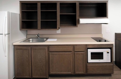 Austin Hotel | Ideal Budget Room w/Cooking Space & Quick Drive to Downtown Austin Fun