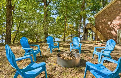 Soddy-Daisy House | Pet-Friendly Chickamauga Lake Home with Dock & Fire Pit