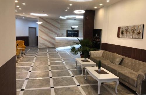 Tutin Hotel | Perfect City Getaway with Family-Friendly Amenities