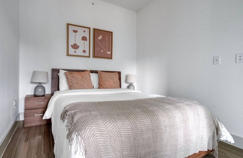 Waller Creek District Apartment | Downtown 1BR with Deck & Gym Near Convention Center