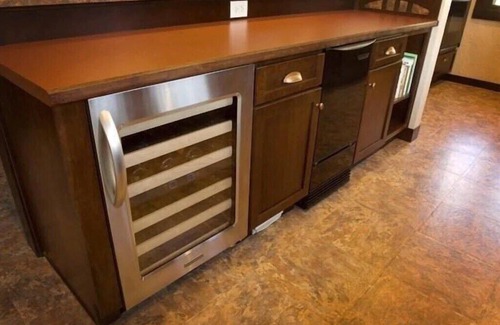 Hill City House | Perfect Downtown Retreat with Hot Tub for Families & Friends