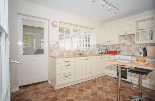 Porlock Cottage | Discover an Ideal Exmoor Escape: Family & Dog-Friendly Retreat