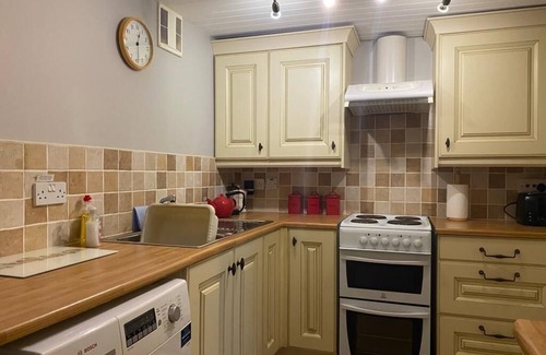 Porlock Cottage | Discover an Ideal Exmoor Escape: Family & Dog-Friendly Retreat