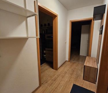 Delitzsch Apartment | Perfect for Workers: 3-Bedroom Apartment with Kitchen & WiFi