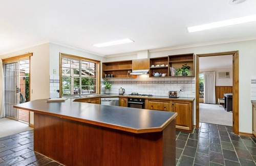Warrnambool House | Family-Friendly Getaway in Beautiful Warrnambool
