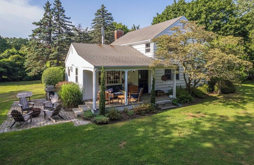 Shelter Island Heights House | Perfect Family Retreat with Pool Near Beaches & Marina