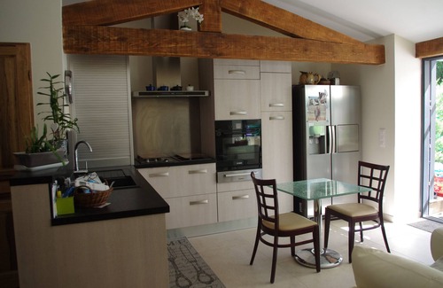 Molleges House | Romantic Maisonette with Private Pool and Ocean View