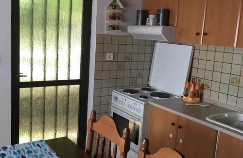 Spilia House | Perfect Getaway for Year-Round Escapes with Family