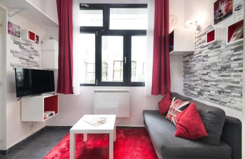 Quartier du Faubourg-Montmartre Apartment | Explore Paris on Foot from Our 4-Star Family-Friendly Hotel