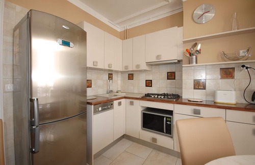 8th Arrondissement Apartment | Family-Friendly Retreat: 2 Bedrooms Steps from Champs-Elysées