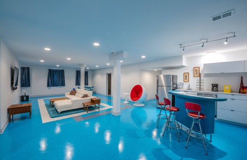 Whittier Other | Perfect Retreat for Groups: 6bd/7ba, Sleeps 18 with Spa