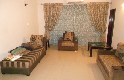 Dhaka Apartment | Convenient Hub for Short and Extended Stays with Breakfast