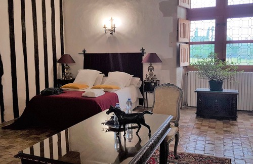 Roeze-sur-Sarthe Other | Premier Hotel for the 24 Hours of Le Mans Experience