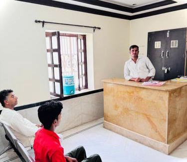 Amar Sagar Pol House | Cozy Everest Homestay in Jaisalmer for Family and Pets