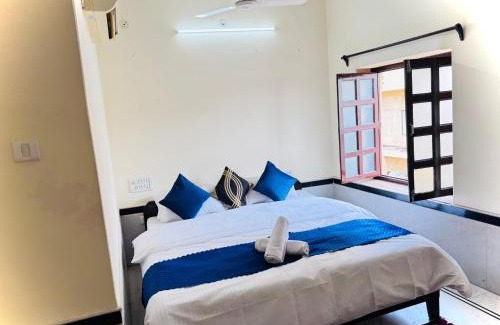 Amar Sagar Pol House | Cozy Everest Homestay in Jaisalmer for Family and Pets