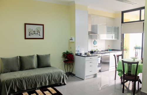 Se Apartment | Prime Location in Historic Downtown with Complimentary Breakfast