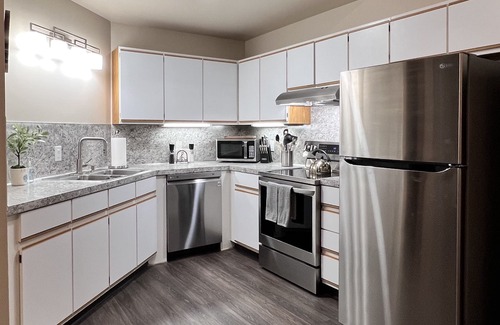 Saugatuck House | Prime Location in Saugatuck - Steps to Downtown & Blue Star Trail