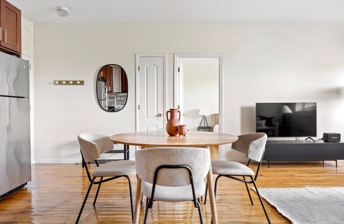 Park Slope Apartment | Cozy Park Slope 2BR Retreat with Balcony near Prospect Park