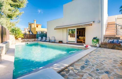 es Bacares House | Perfect Getaway at Can Jaume, Mallorca - 4-Star Retreat