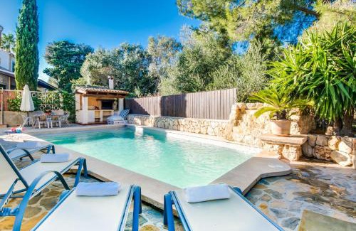 es Bacares House | Perfect Getaway at Can Jaume, Mallorca - 4-Star Retreat
