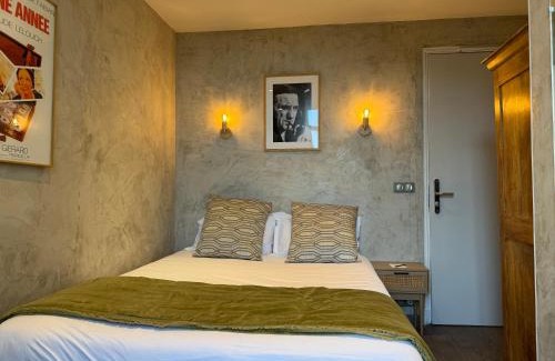 Riou - Petit Juas - Av de Grasse Hotel | Stylish Boutique Hotel with Ocean View & Tranquil Garden