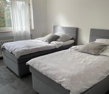 Rath Apartment | Ideal Family Stay in Düsseldorf-Nord with Top Ratings