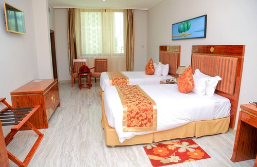 Kisutu Hotel | Perfectly Positioned City Centre Hotel, Steps from the Ferry