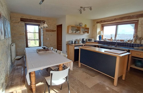 Saint-Chamassy House | Discover a Cozy 3-Bedroom Retreat in Perigord Noir