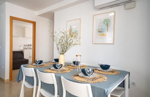 El Grau de Moncofa Apartment | Prime Holiday Apartment with Oceanfront Views & Pool