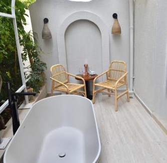 Fethiye City Center Hotel | Exceptional IDEE SUİTES Fethiye with Pool & Ocean Views