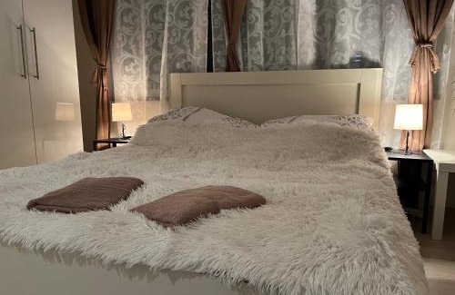 Tiszafured Apartment | Idill Üdülőház 2: Rated 9/10 with Unique Amenities