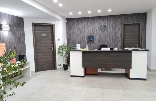 Motta Sant'Anastasia Bed & Breakfast | Idilliaco Inn: Pet-Friendly Stay with Breakfast Included