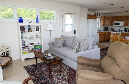 Surry Cottage | Oceanfront Bliss at Idle Hour - 10/10 Guest Rated Escape