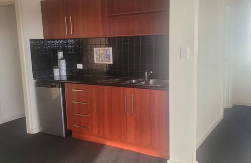 Wallaroo House | Experience IDLE TIMES on Copper Coast Marina - Rated 9.8